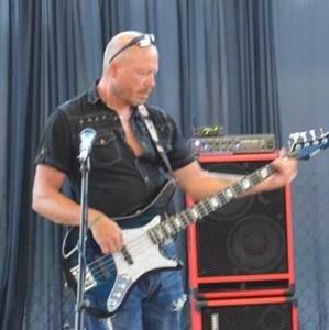 Meet your Posher, Lonnie